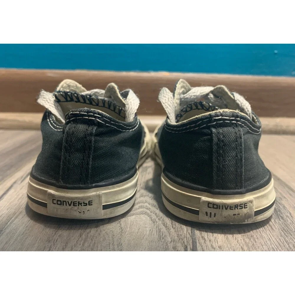 Converse Chuck Taylor All Star Toddler's Size 9 Low Tops Black Sneakers